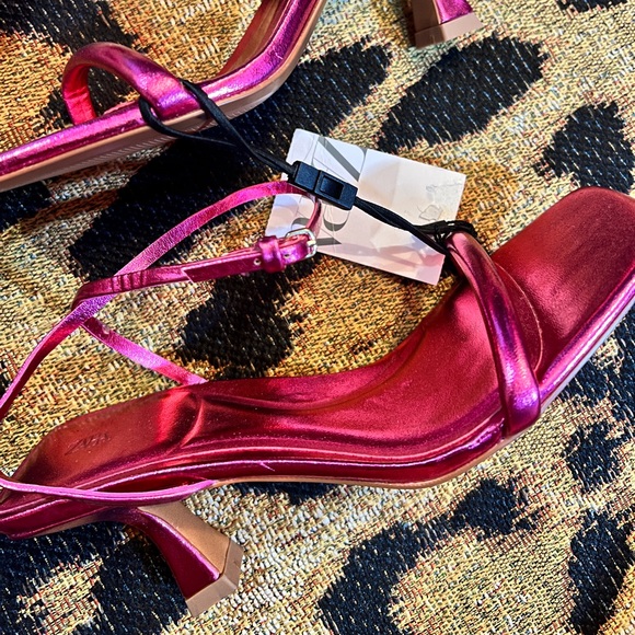 NWT Zara Pink Metallic Mid-Height Ankle strap Heels - Picture 6 of 8